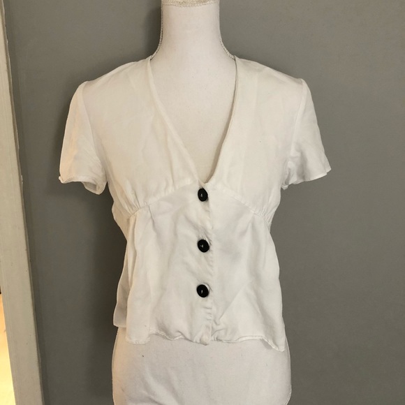 White shirt - Picture 2 of 3